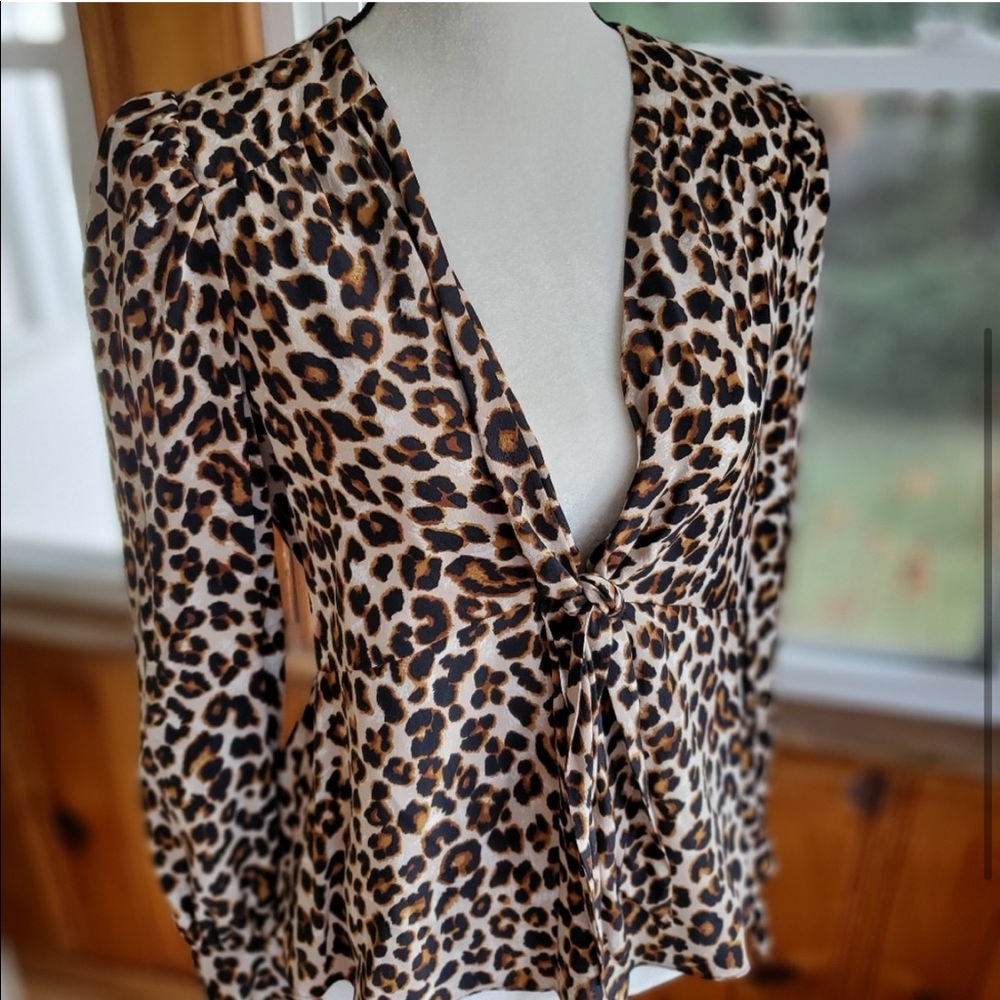 Veronica Beard Cheetah Silk Top 🐆